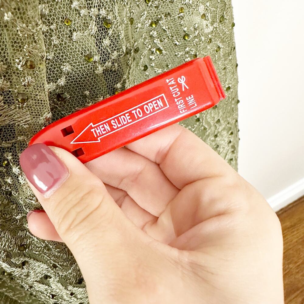 Mac Duggal 20310 Olive Green Embroidered Flutter Sleeve V Neck Gown 14 NEW $798 - Picture 10 of 14